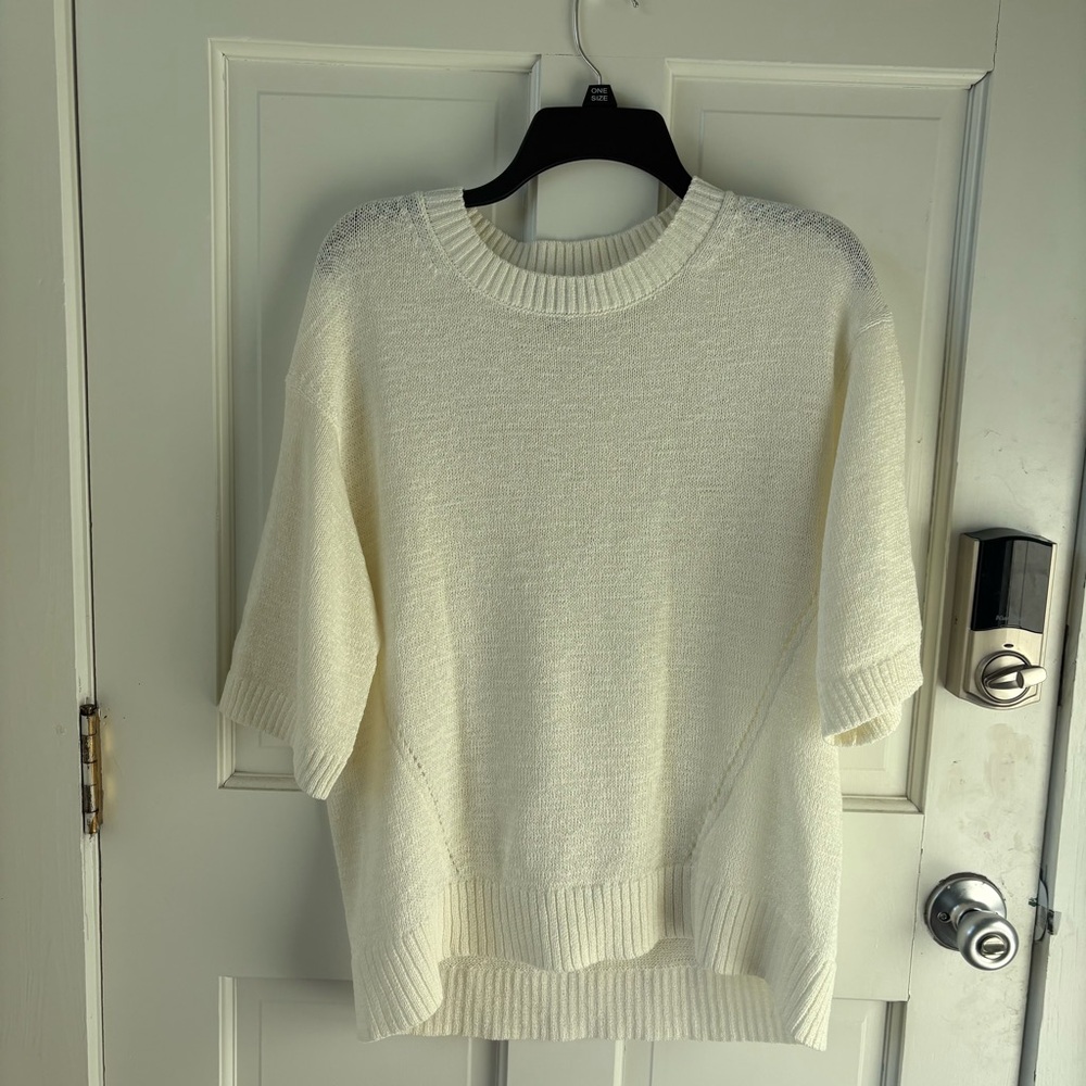 (3/$25) BANANA REPUBLIC Cream Women's Knit Crew Neck Sweater Size M